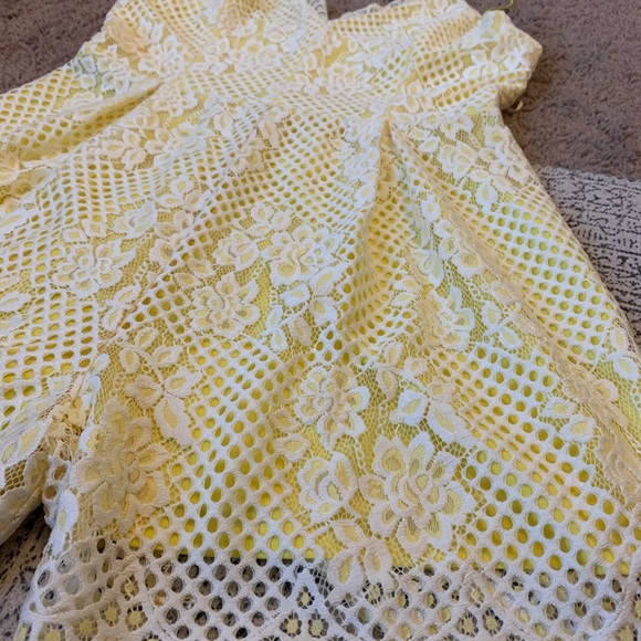 Lace Romper 🍋 - Picture 5 of 8